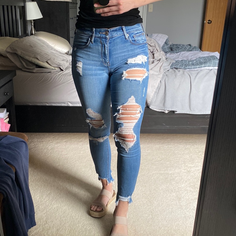 Express distressed jeans